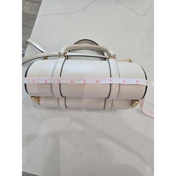 Katie Spade Small Icon Tote Cream white color worn once heart shape - Picture 7 of 9